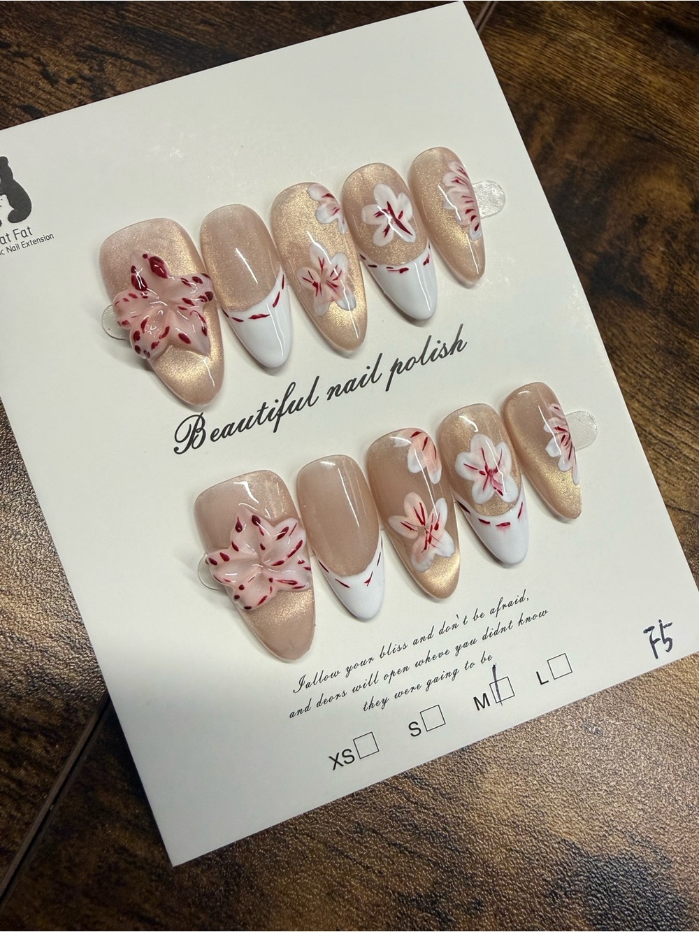 🌸 Elegant Flower Blossom Press-On Nails 🌸
Medium Size